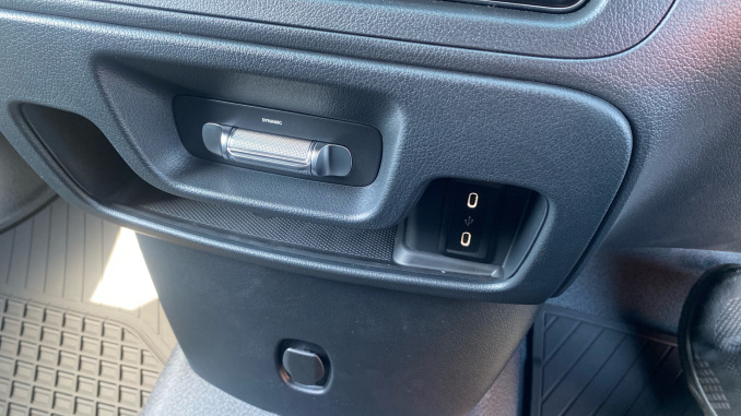 Mercedes-Benz Vito L3 Diesel Rwd 119CDI Select Van 9G-Tronic - Image 36
